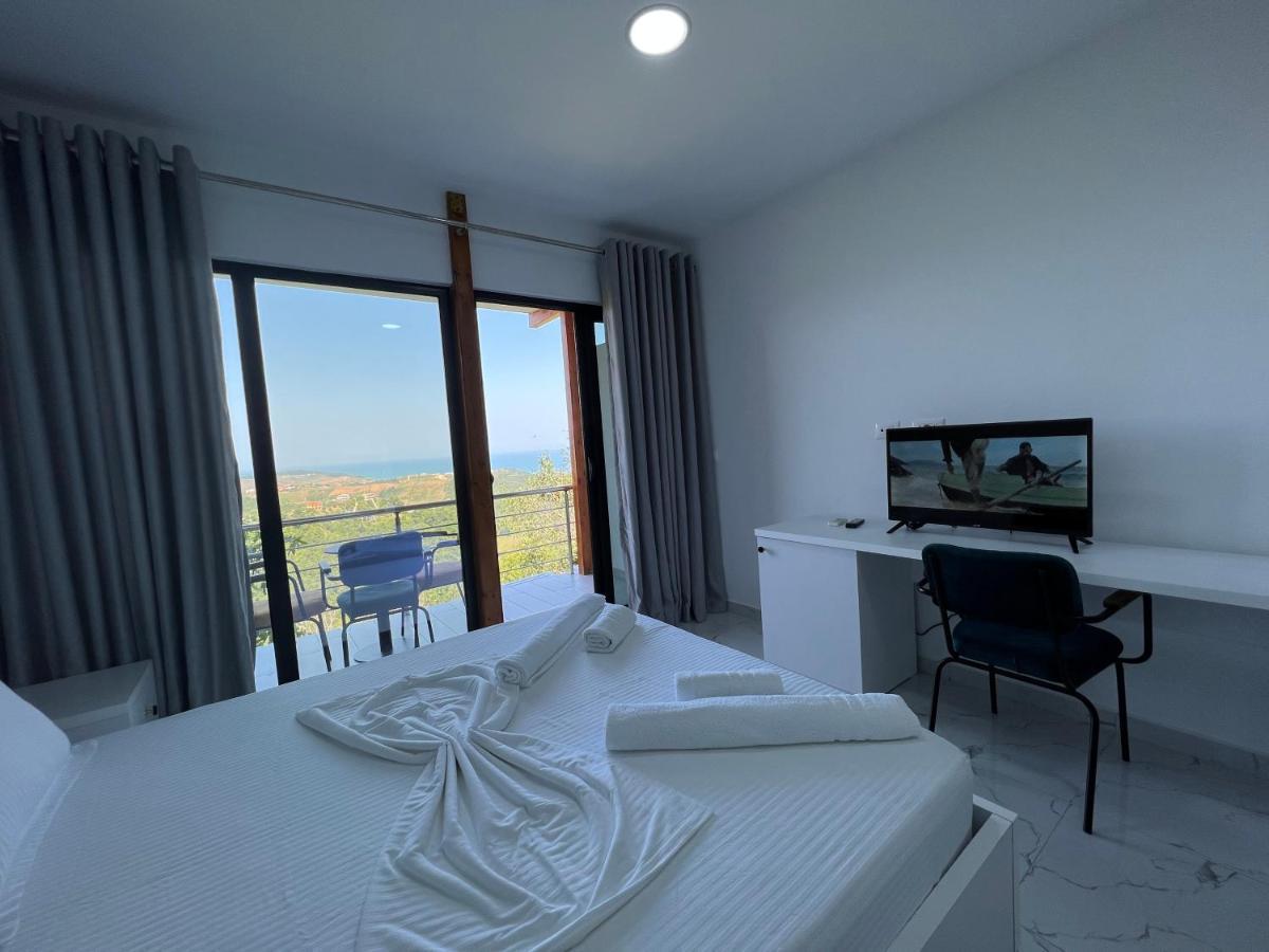Restorant Hotel Xheni Draç Buitenkant foto