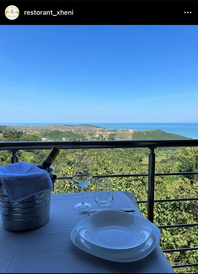 Restorant Hotel Xheni Draç Buitenkant foto